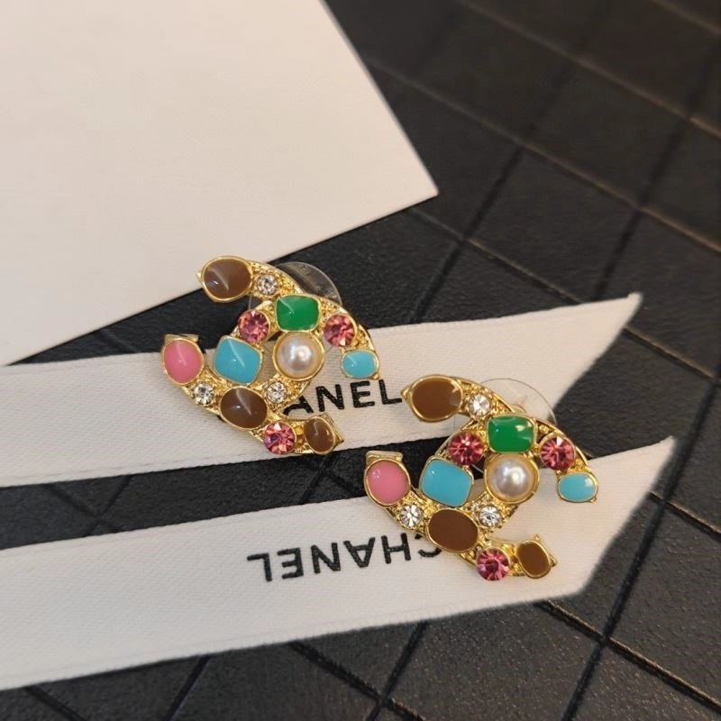 Unique Chanel Earrings 221445