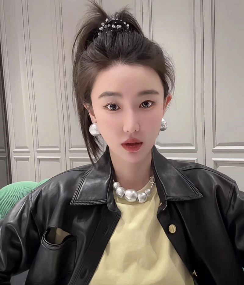 Chanel Earrings FlexibleFit 221440