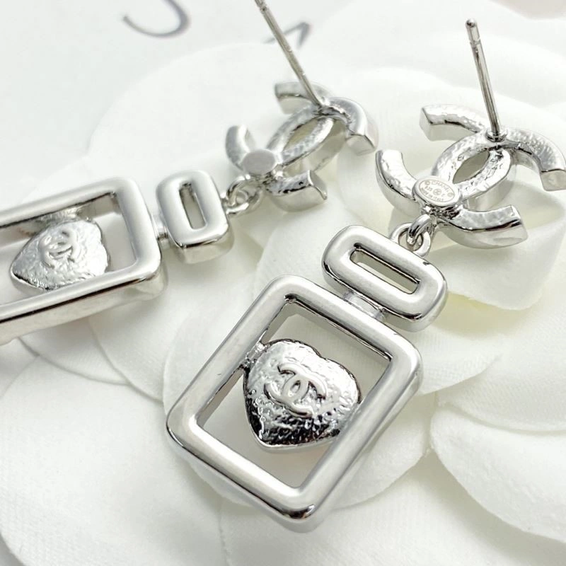 Chanel Earrings Vibrant 221436