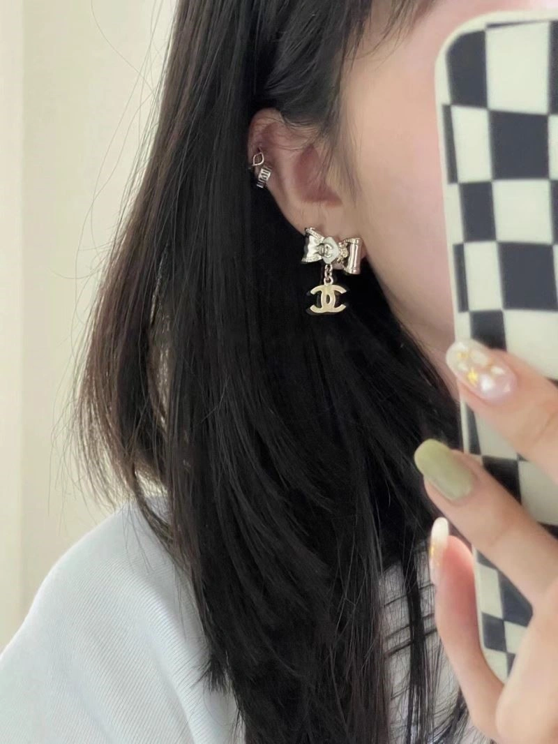 Chanel Earrings WellDesigned 221421