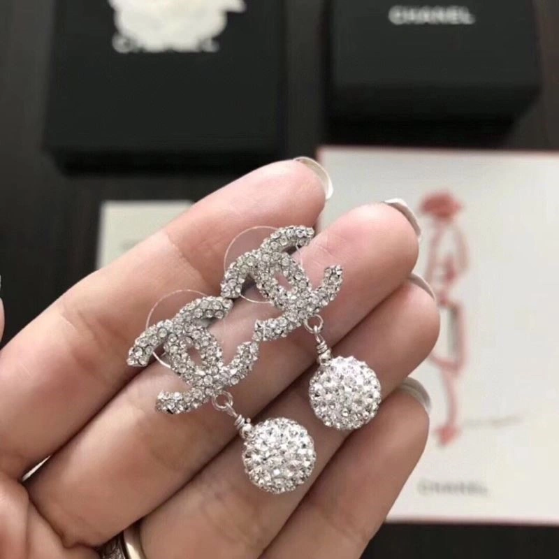Chanel Earrings MoistureWicking 221439