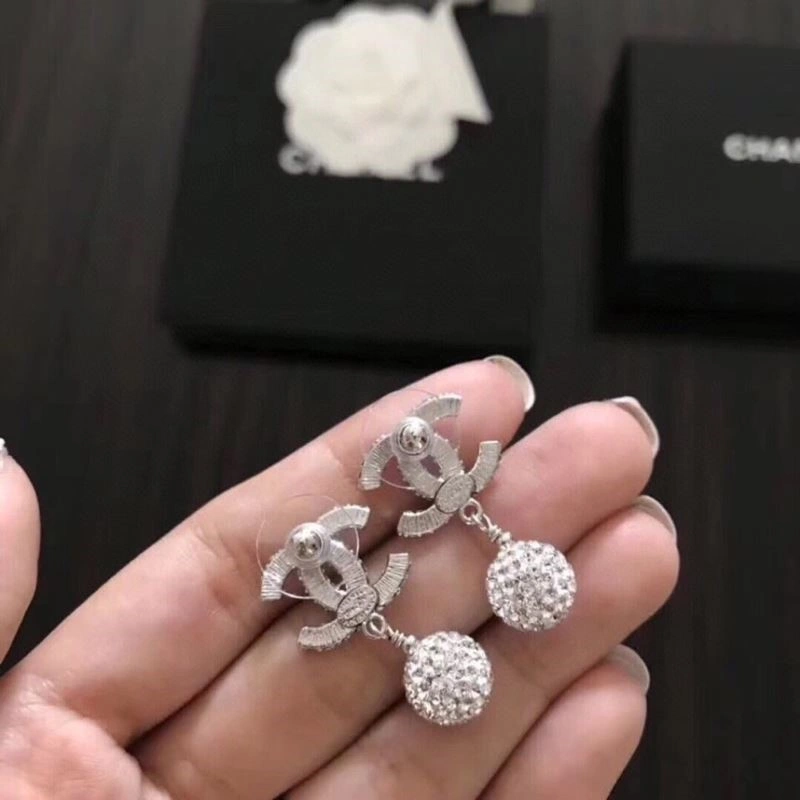 Chanel Earrings MoistureWicking 221439
