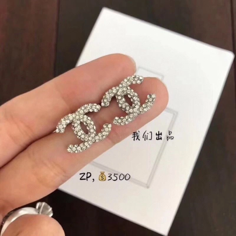 Chanel Earrings MoistureWicking 221439