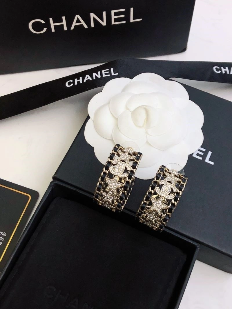 Chanel Earrings Trendsetting 221420