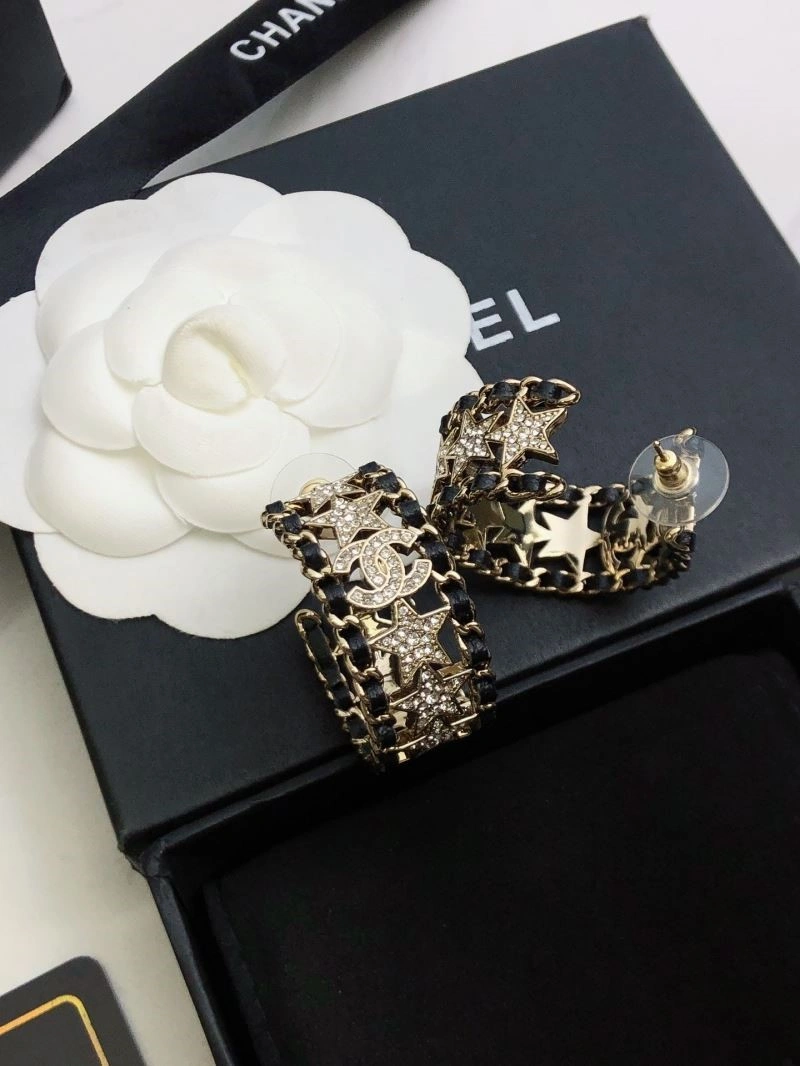 Chanel Earrings Trendsetting 221420