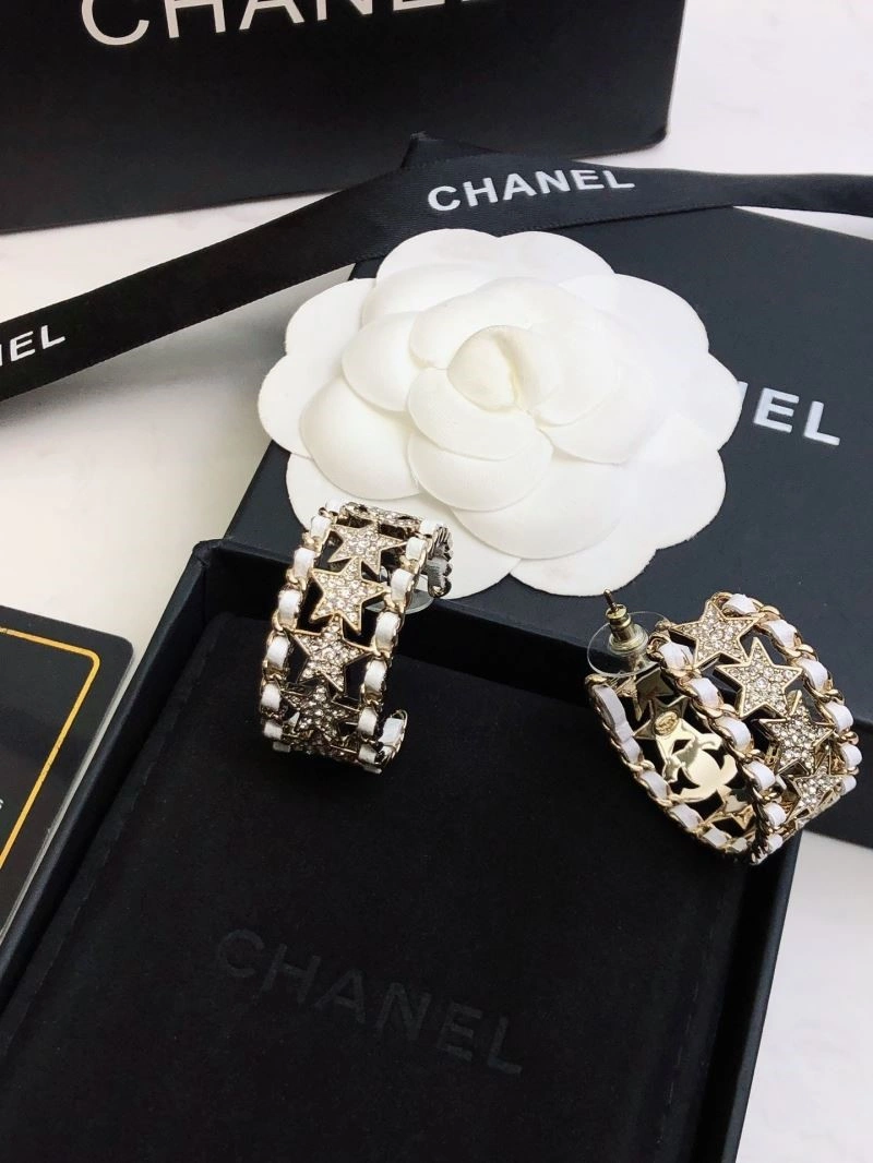 Refined Chanel Earrings 221412