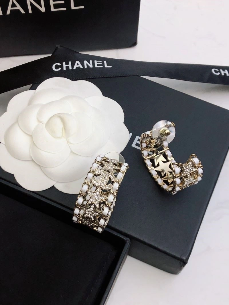 Refined Chanel Earrings 221412