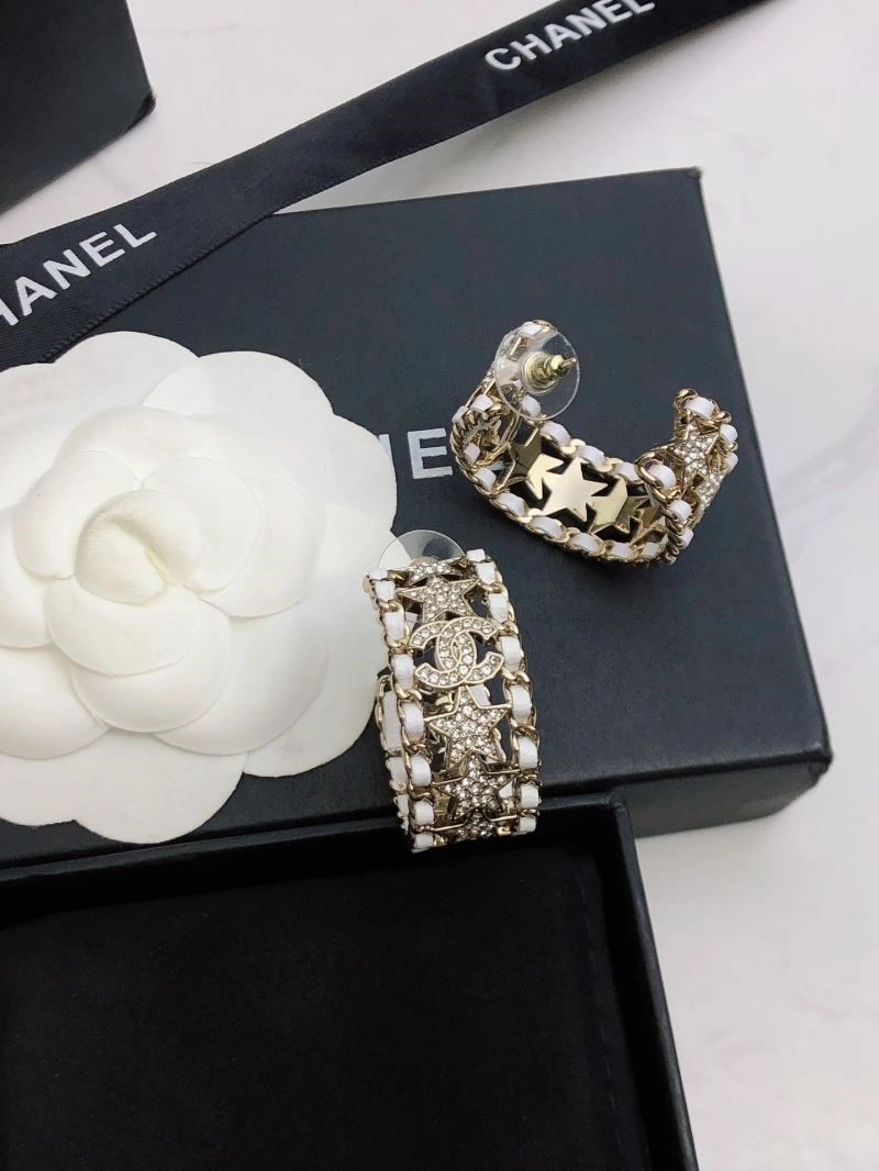 Refined Chanel Earrings 221412