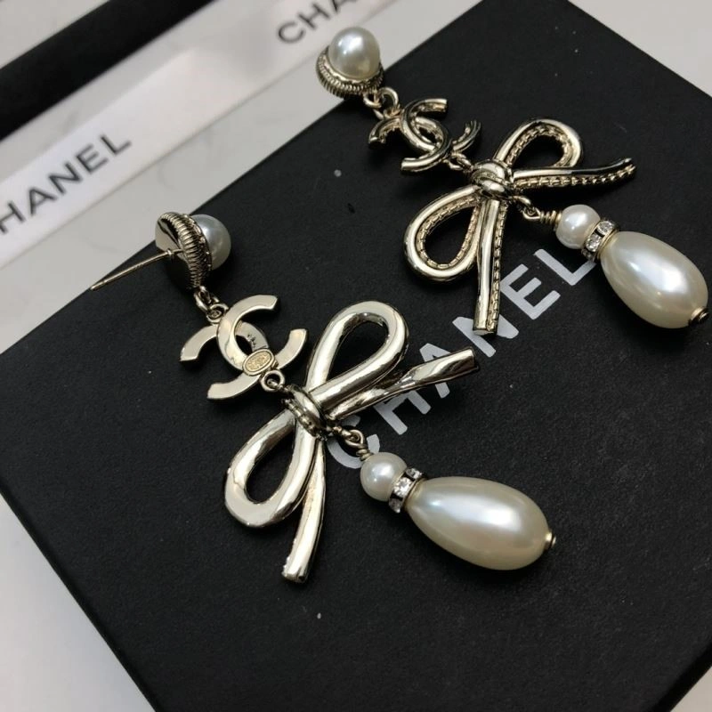 Affordable Chanel Earrings 221415