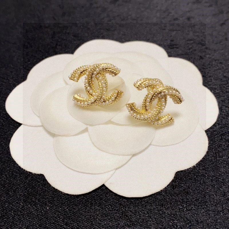 Modern Chanel Earrings 221409