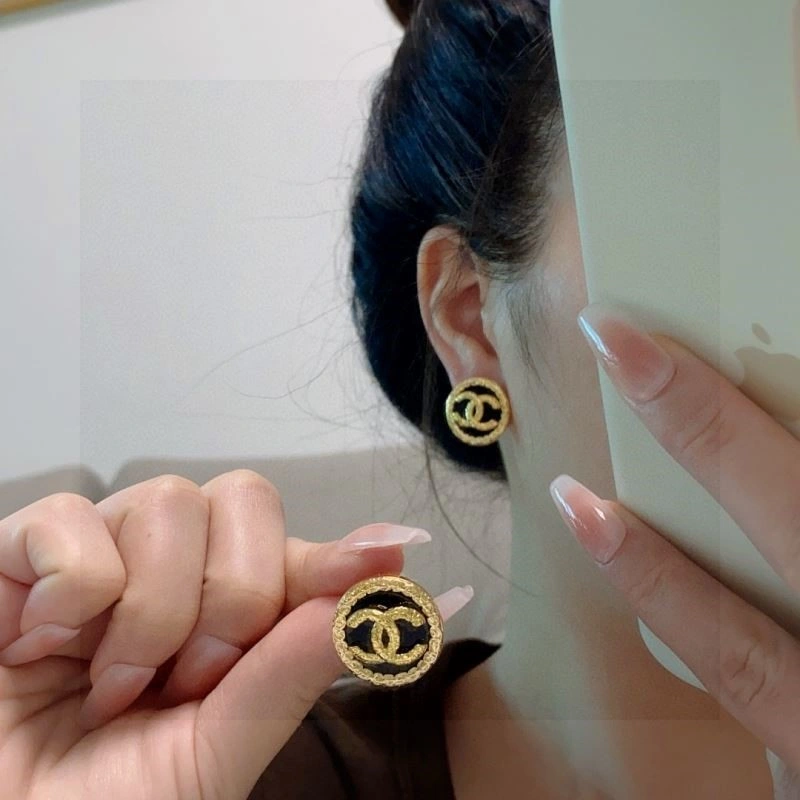 Durable Chanel Earrings 221404