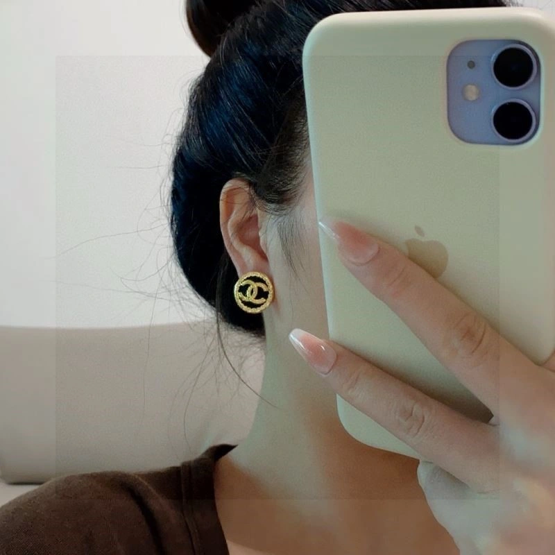 Durable Chanel Earrings 221404