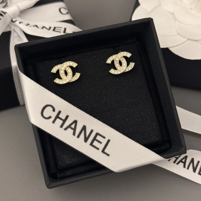 Chanel Earrings ModernLook 221402