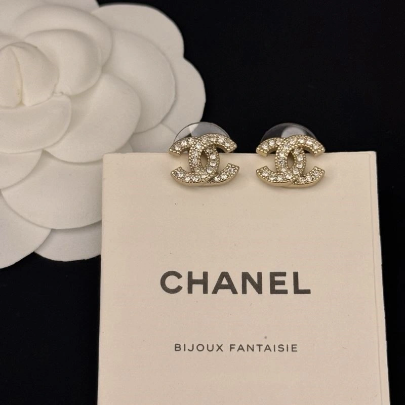 Chanel Earrings ModernLook 221402