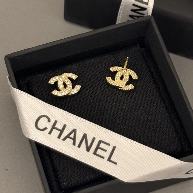 Chanel Earrings ModernLook 221402