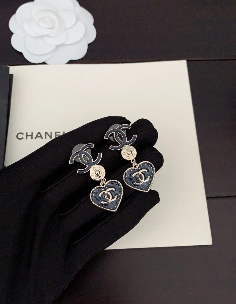 Chanel Earrings SportInspired 221410