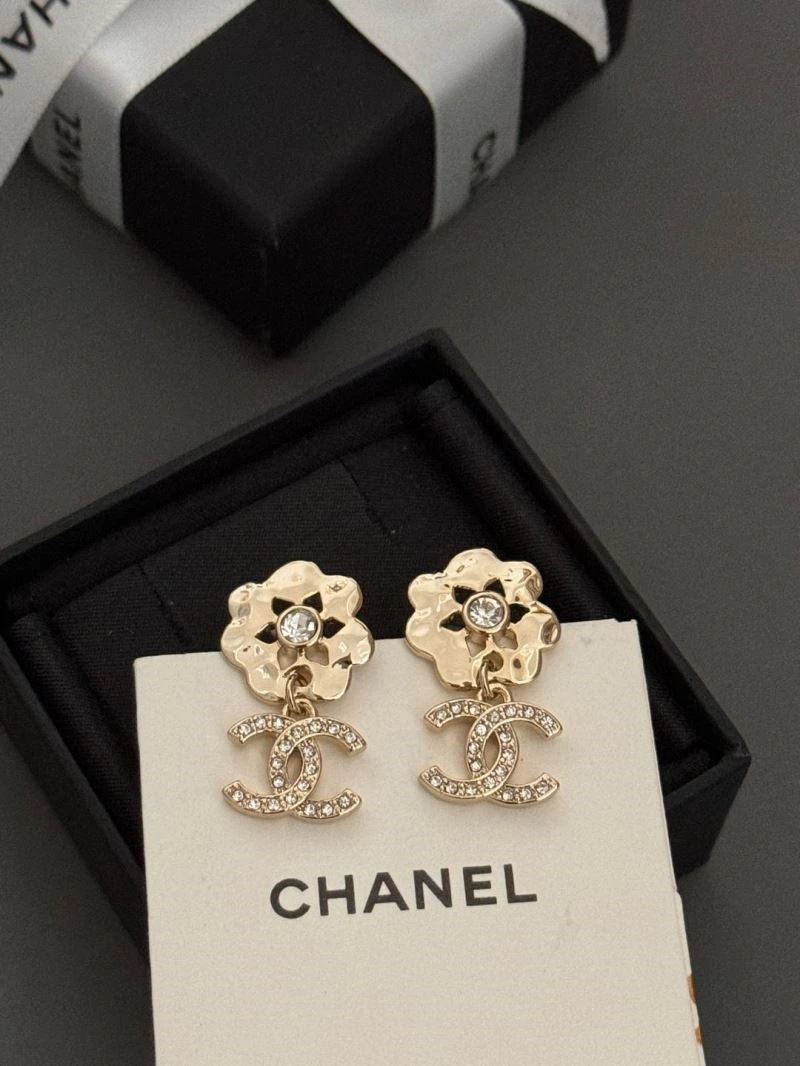 Chanel Earrings Breathable 221422