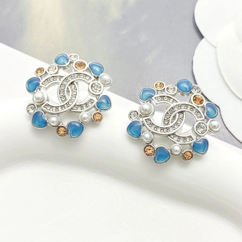 Comfortable Chanel Earrings 221400