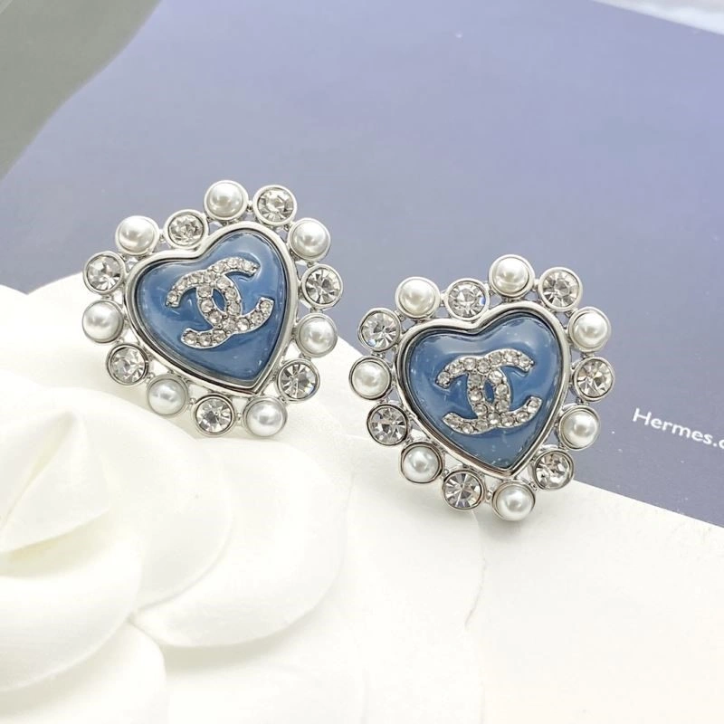 Chanel Earrings Effortless 221401