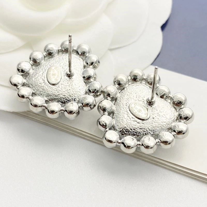 Chanel Earrings Effortless 221401