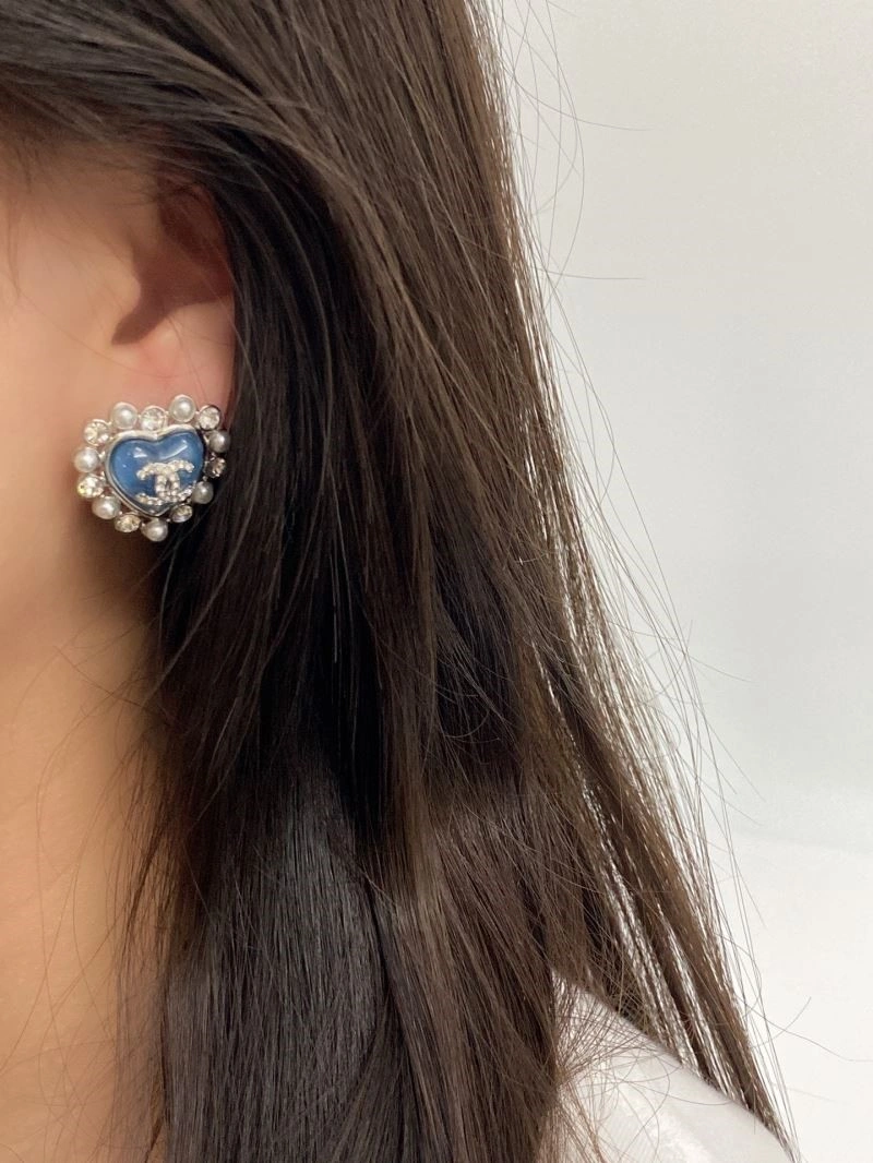 Chanel Earrings Effortless 221401