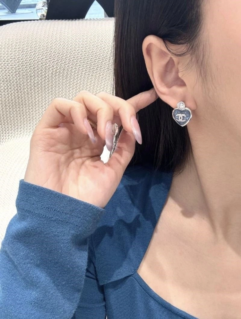 Chanel Earrings Refined 221399