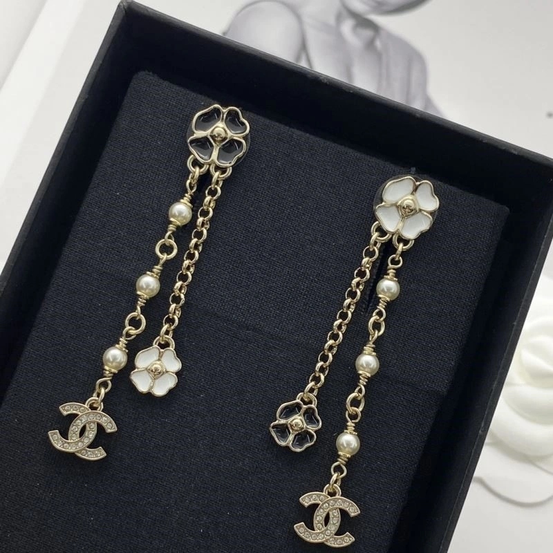 Chanel Earrings Unique 221418