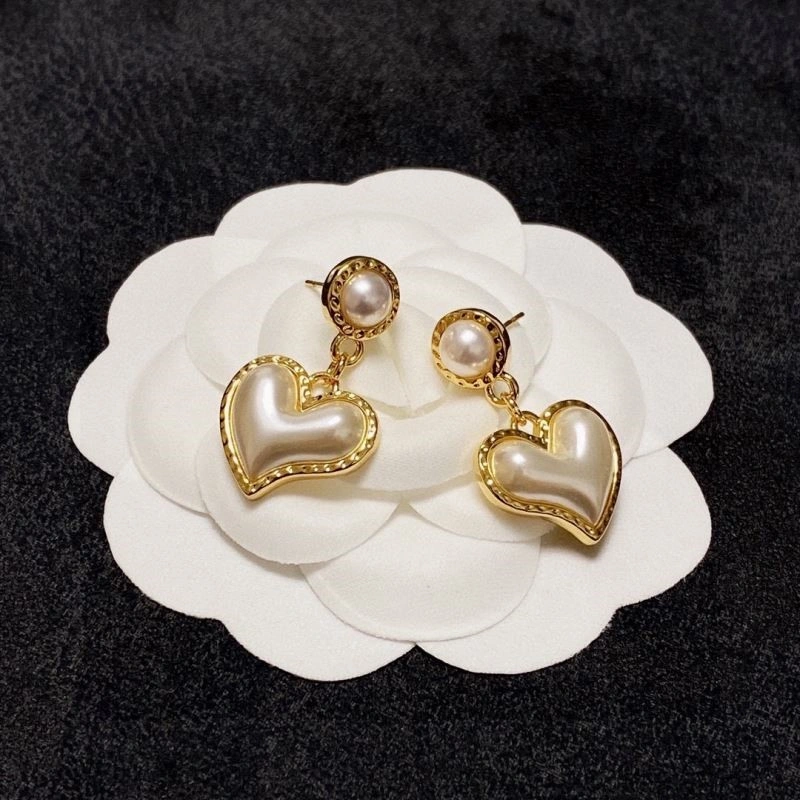 Chanel Earrings ComfortFit 221407