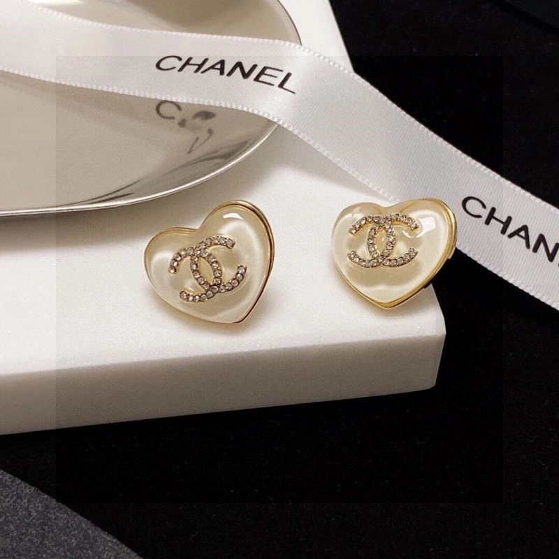 MoistureWicking Chanel Earrings 221387