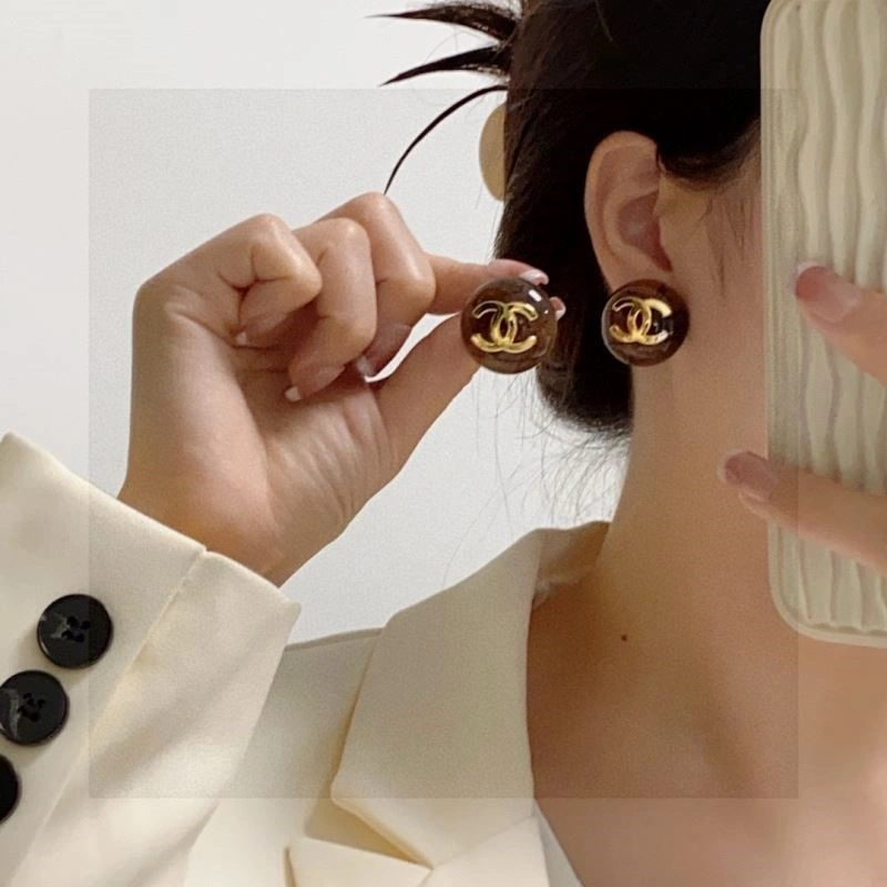 Chanel Earrings Elegant 221393