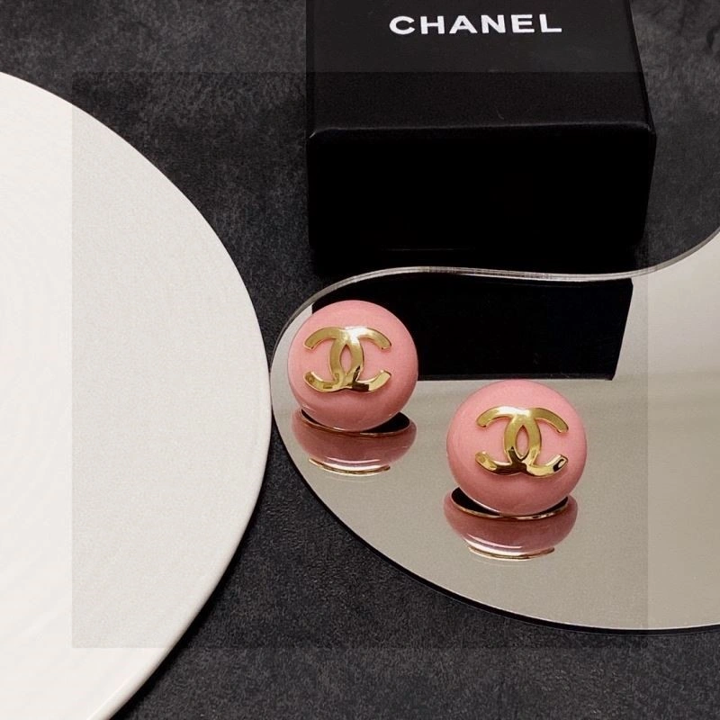 Chanel Earrings Snug 221381