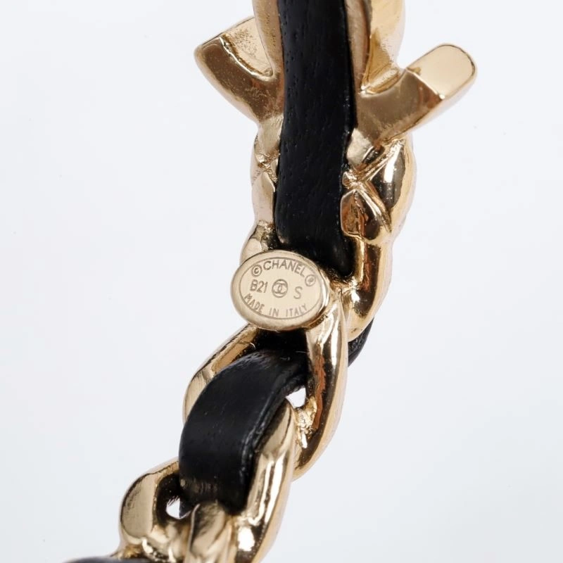 Chanel Earrings WaterResistant 221374