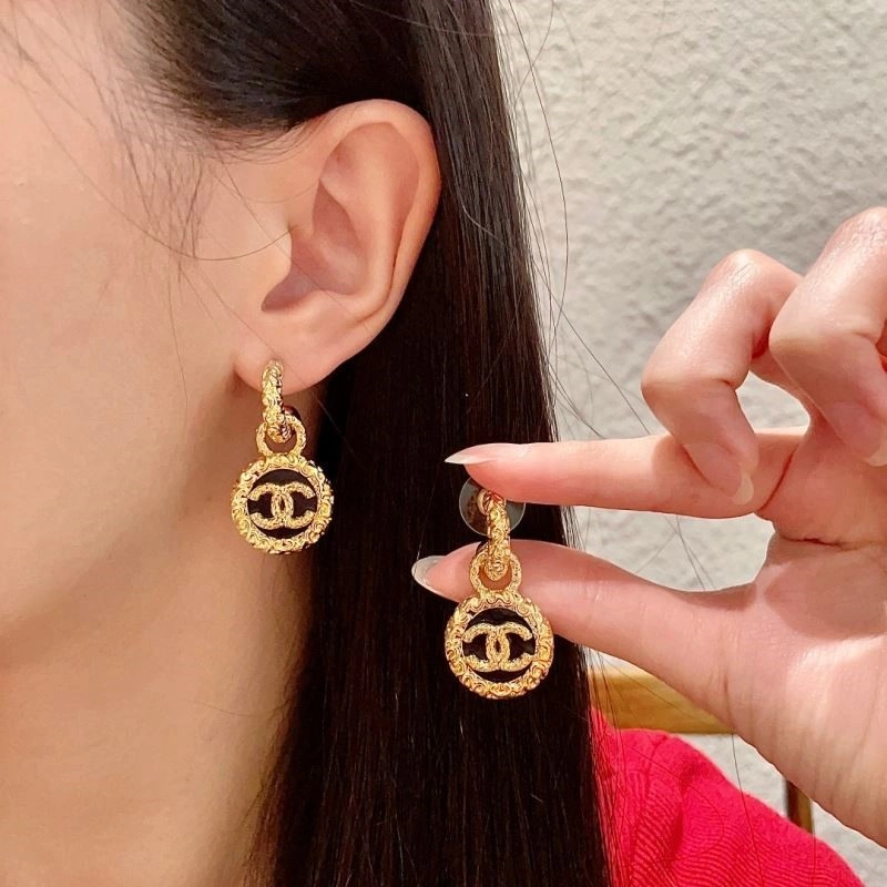 UrbanChic Chanel Earrings 221360