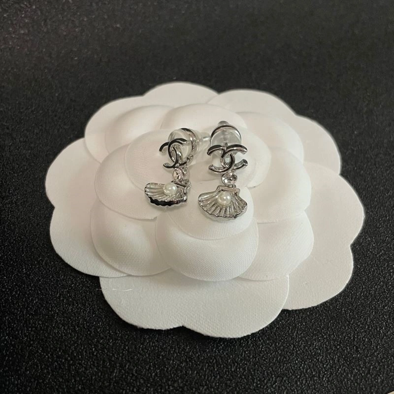 Chanel Earrings SmoothTexture 221357