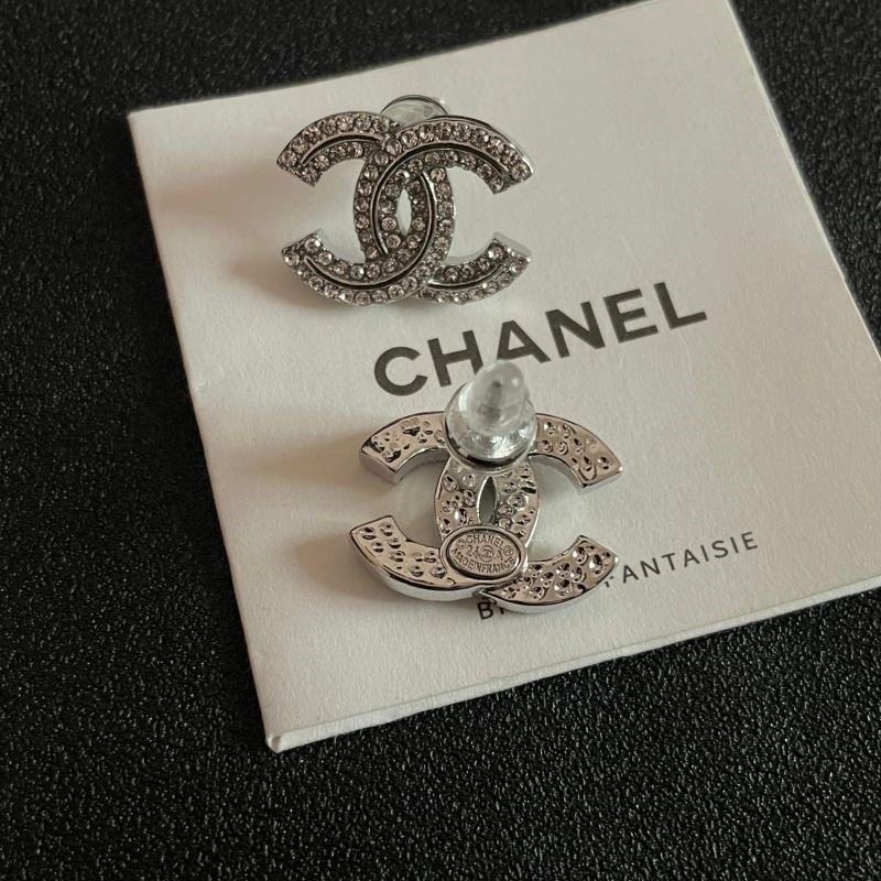 Comfortable Chanel Earrings 221382