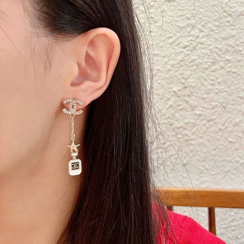 Trendy Chanel Earrings 221355