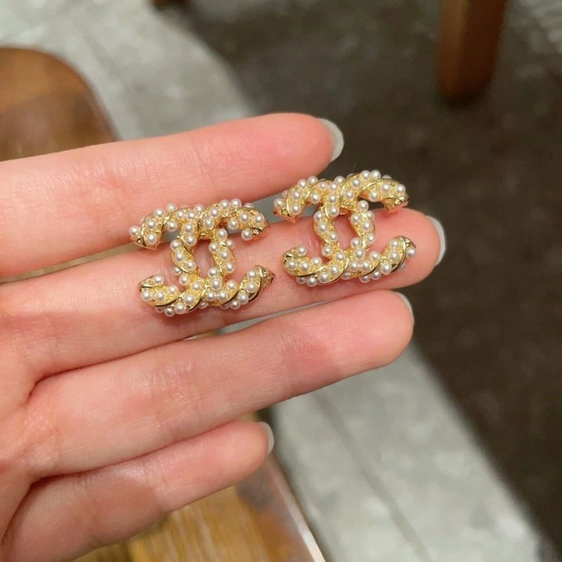 Chanel Earrings Lightweight 221363