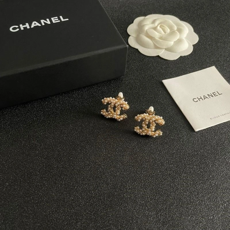 Chanel Earrings Lightweight 221363