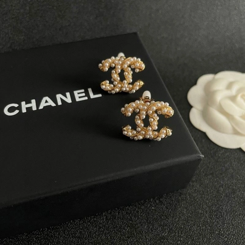 Chanel Earrings Lightweight 221363