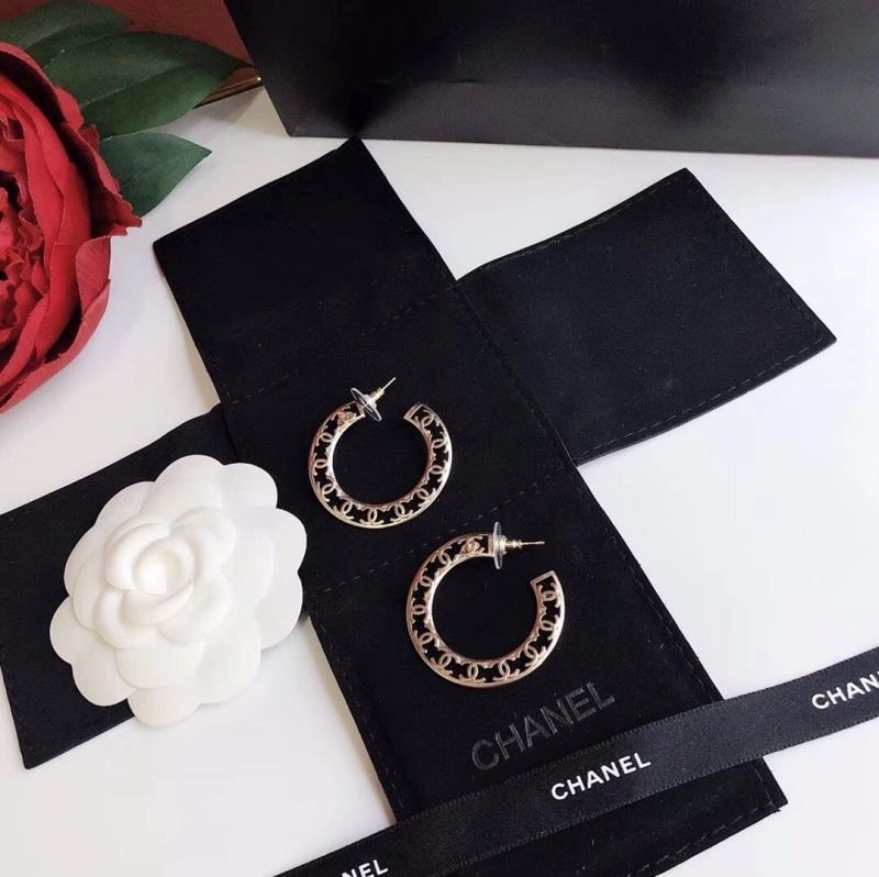 Chanel Earrings Minimalist 221340