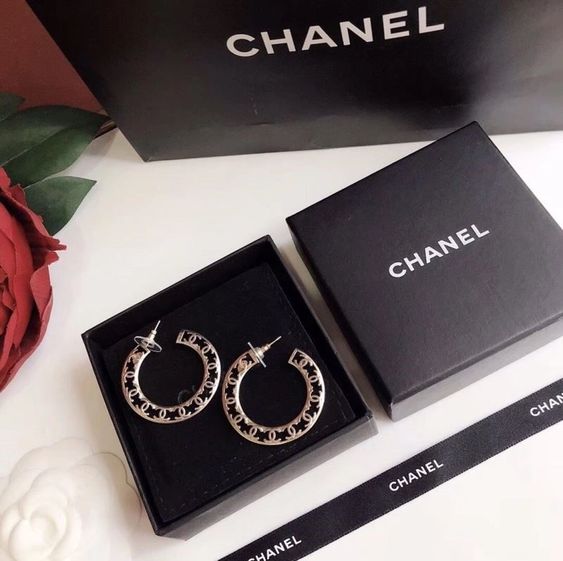 Chanel Earrings Minimalist 221340