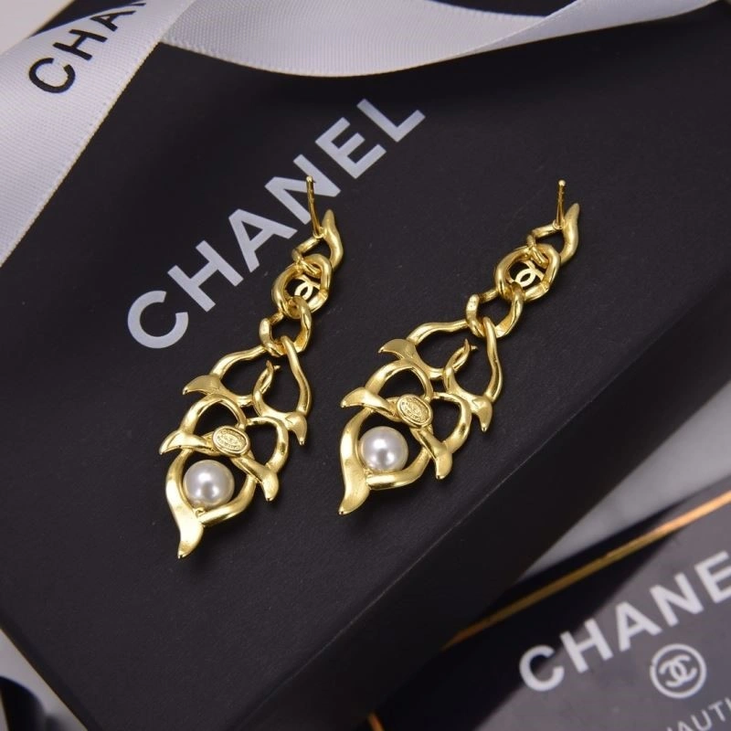 HighPerformance Chanel Earrings 221338