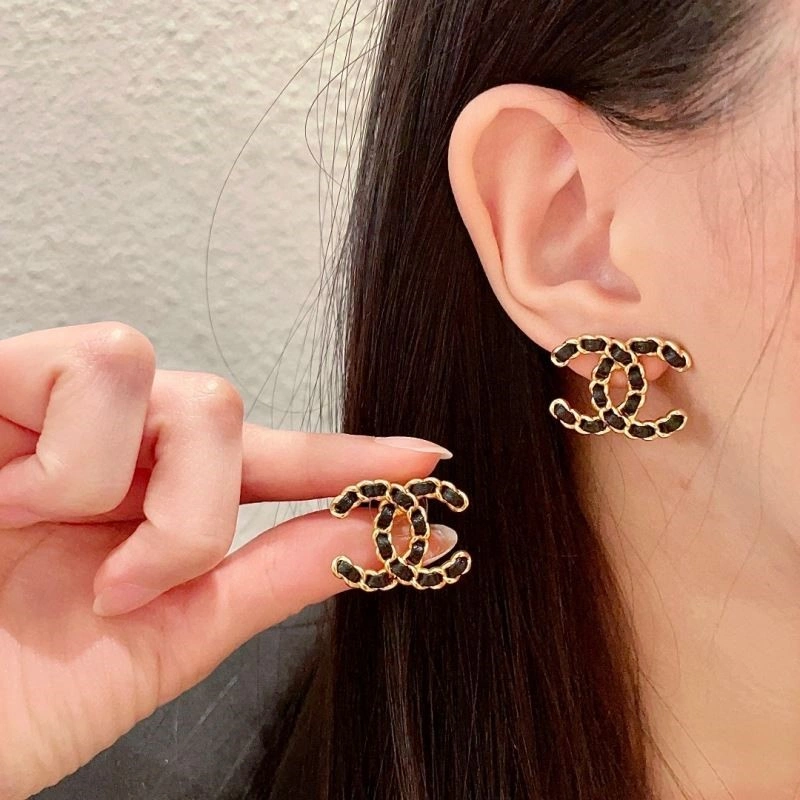 Chanel Earrings Lightweight 221343