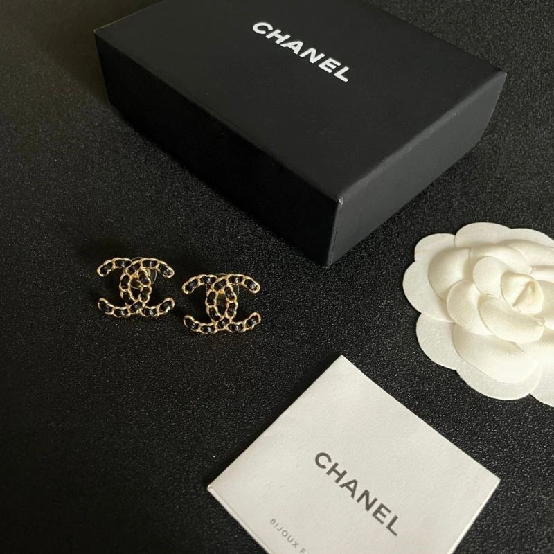 Chanel Earrings Lightweight 221343