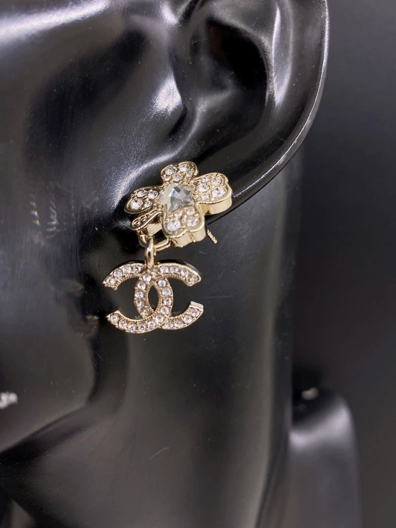 Refined Chanel Earrings 221320