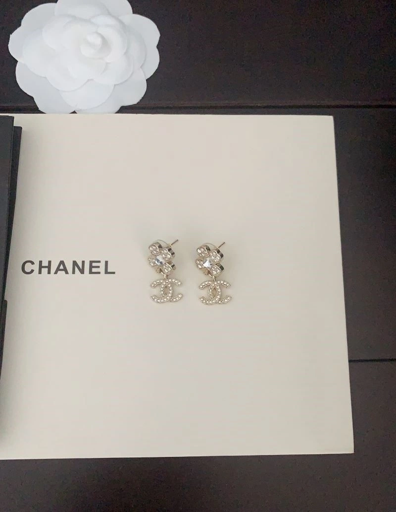 Refined Chanel Earrings 221320