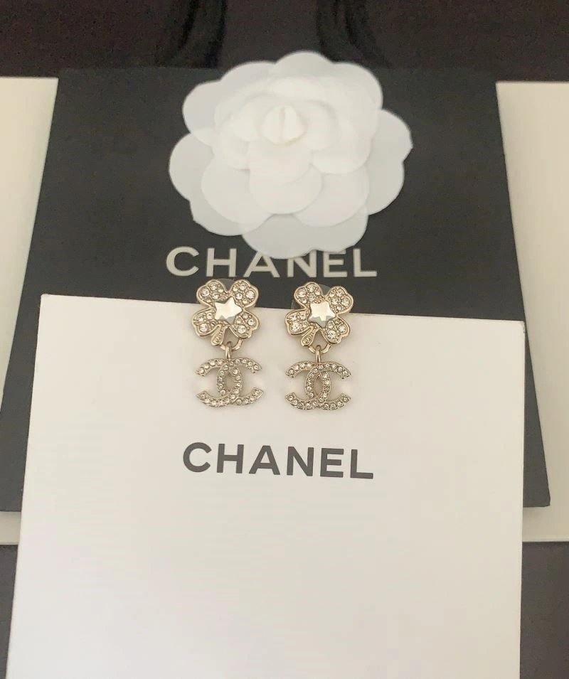 Refined Chanel Earrings 221320