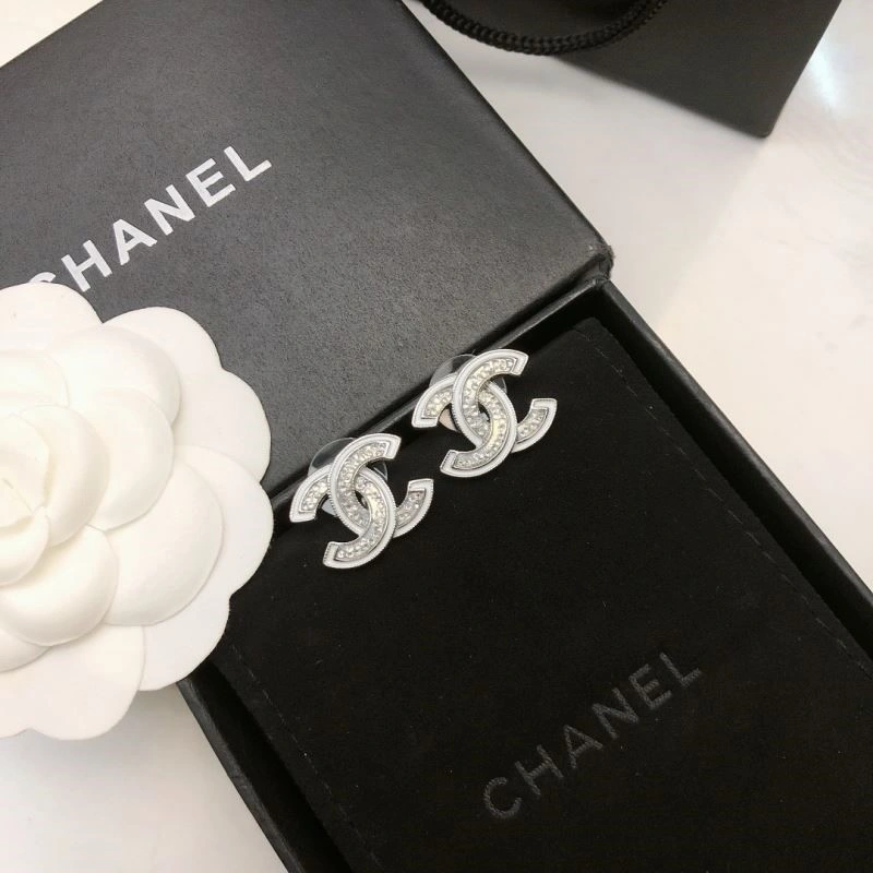 Breathable Chanel Earrings 221326