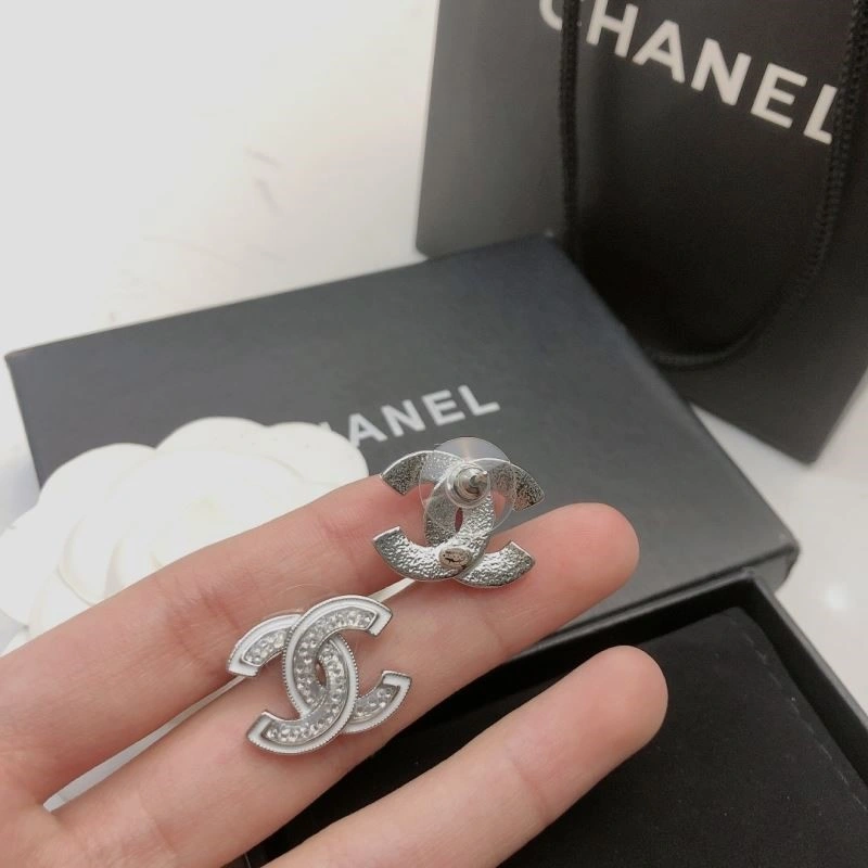 Breathable Chanel Earrings 221326