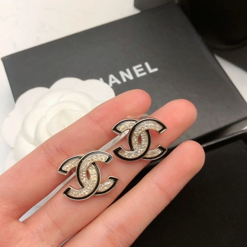 Breathable Chanel Earrings 221326
